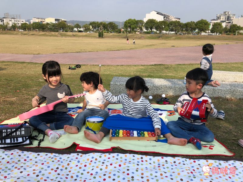 荷蘭 New Classic Toys - 幼兒18鍵鋼琴玩具-純淨白