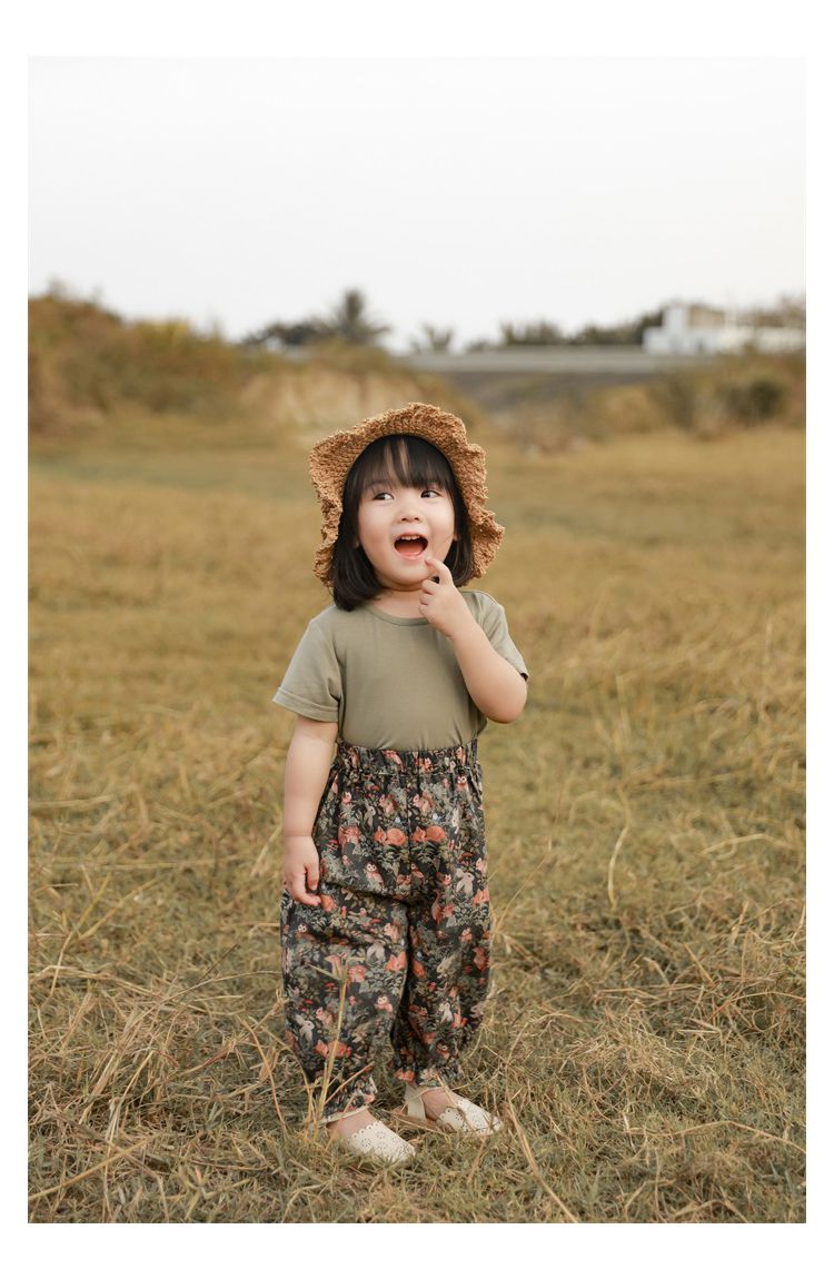 荷葉邊束口防蚊褲-滿版花花-黃色