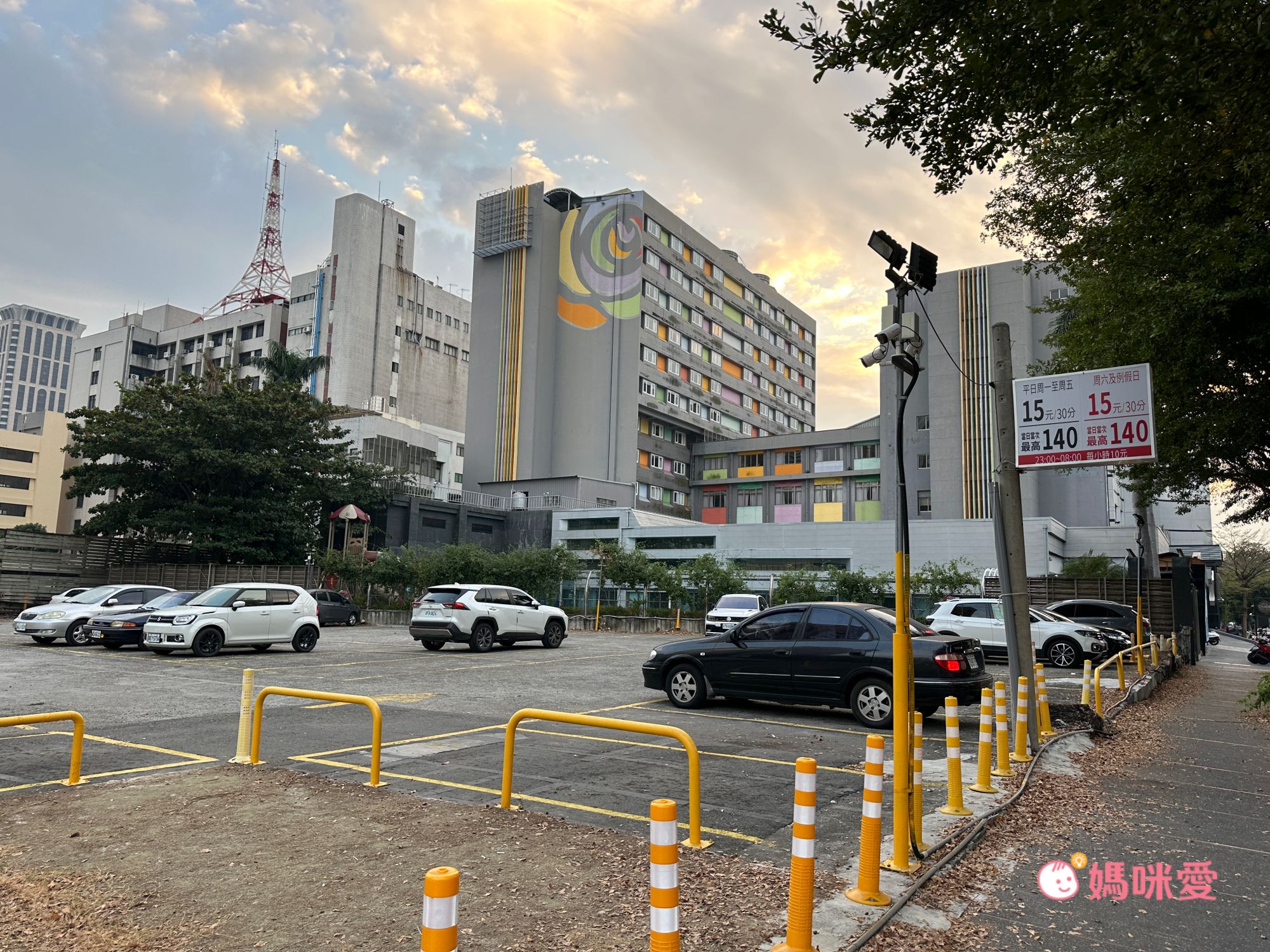 親子友善【承攜行旅 高雄六合館】破百坪賽車場 / 戶外泳池