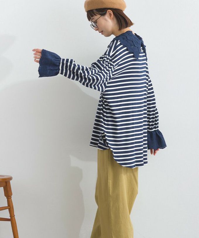 日本 Lupilien - 精緻蕾絲領落肩喇叭袖上衣-米杏