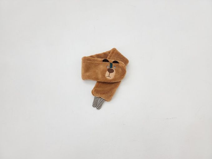 韓國 Mimico - 熊熊刺繡毛絨圍巾-咖啡 (Free)