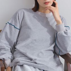 日本 Lupilien - 木耳縫線休閒絨面長袖上衣-淺灰