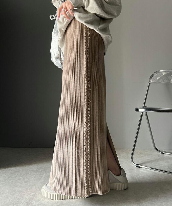 日本 Classical Elf - mily bilet 羅紋修身側流蘇針織長裙-象牙米