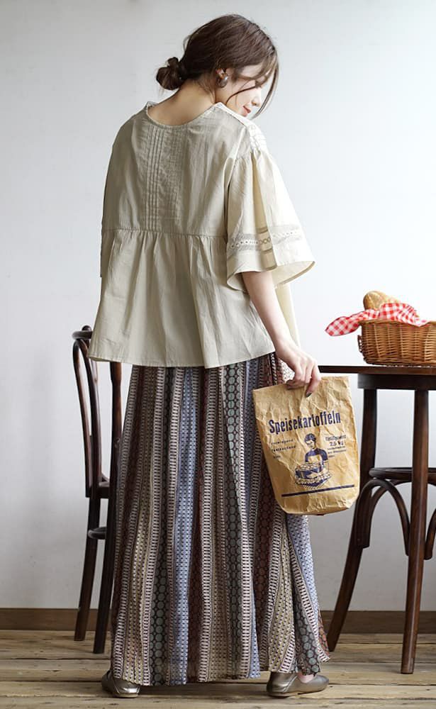 日本 zootie - 質感V領休閒寬鬆五分袖上衣-米杏