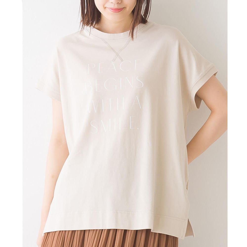 日本 OMNES - 舒適純棉修身印花短袖上衣-英文佳句-杏