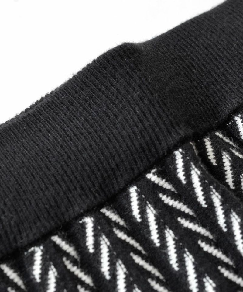 日本 zootie - 針織線條俐落感百摺長裙-黑白系