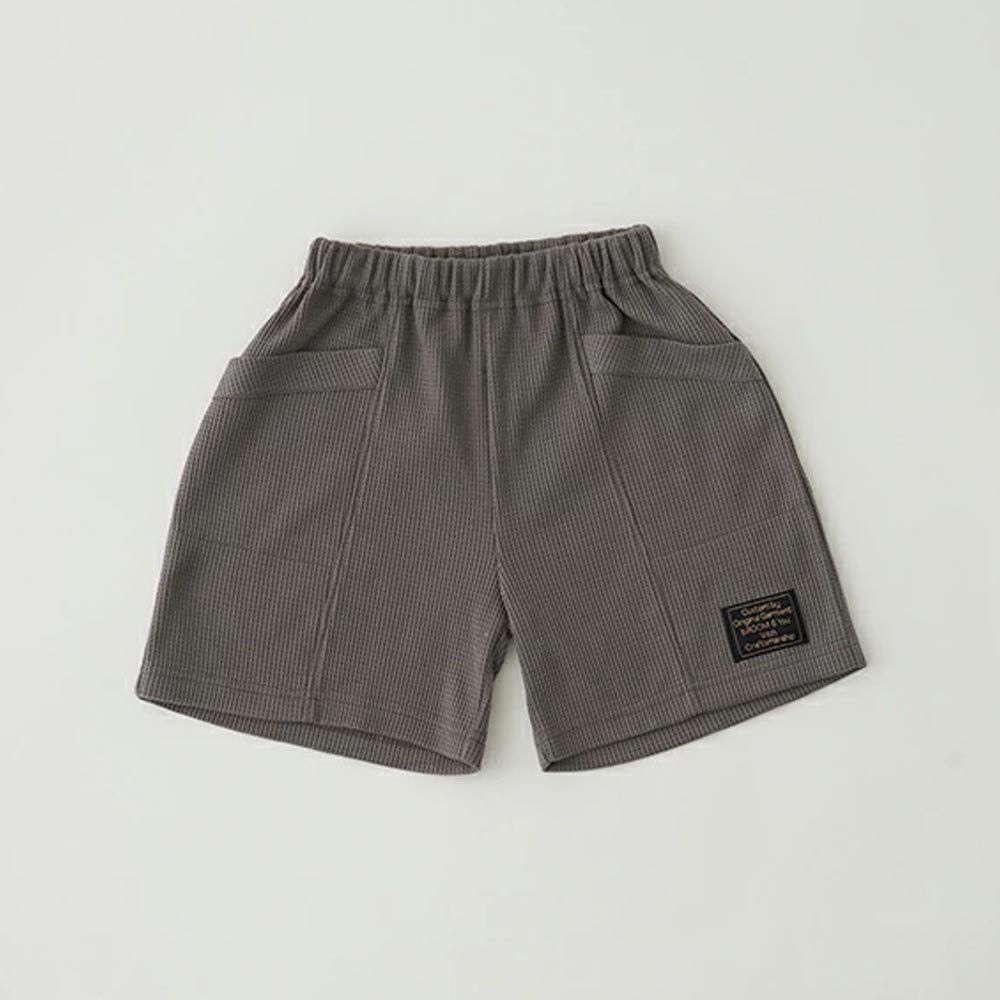 日本 b-ROOM - 華夫格柔軟舒適大口袋短褲-炭黑