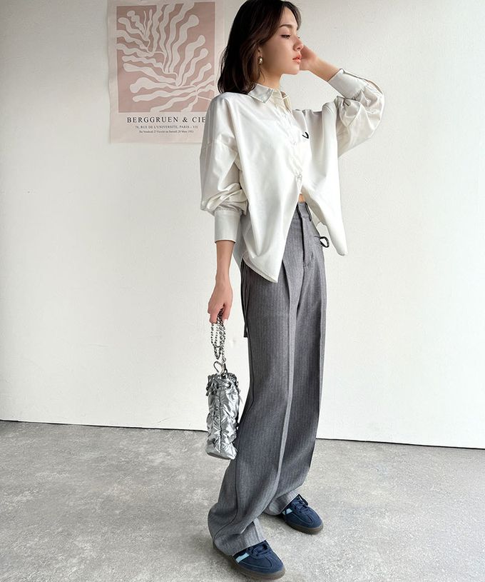 日本 Classical Elf - 羽毛logo刺繡 落肩率性襯衫-淺藍