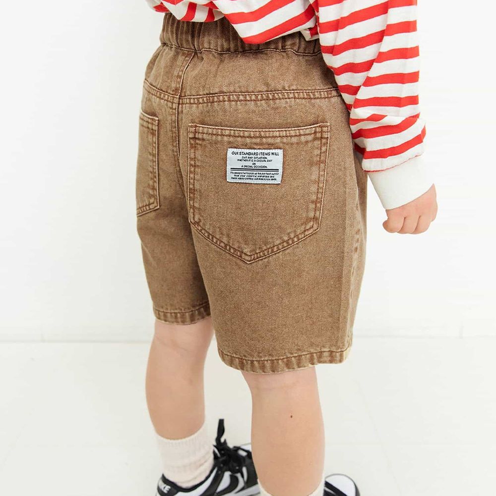 舒適挺版帥氣丹寧五分褲-卡其棕