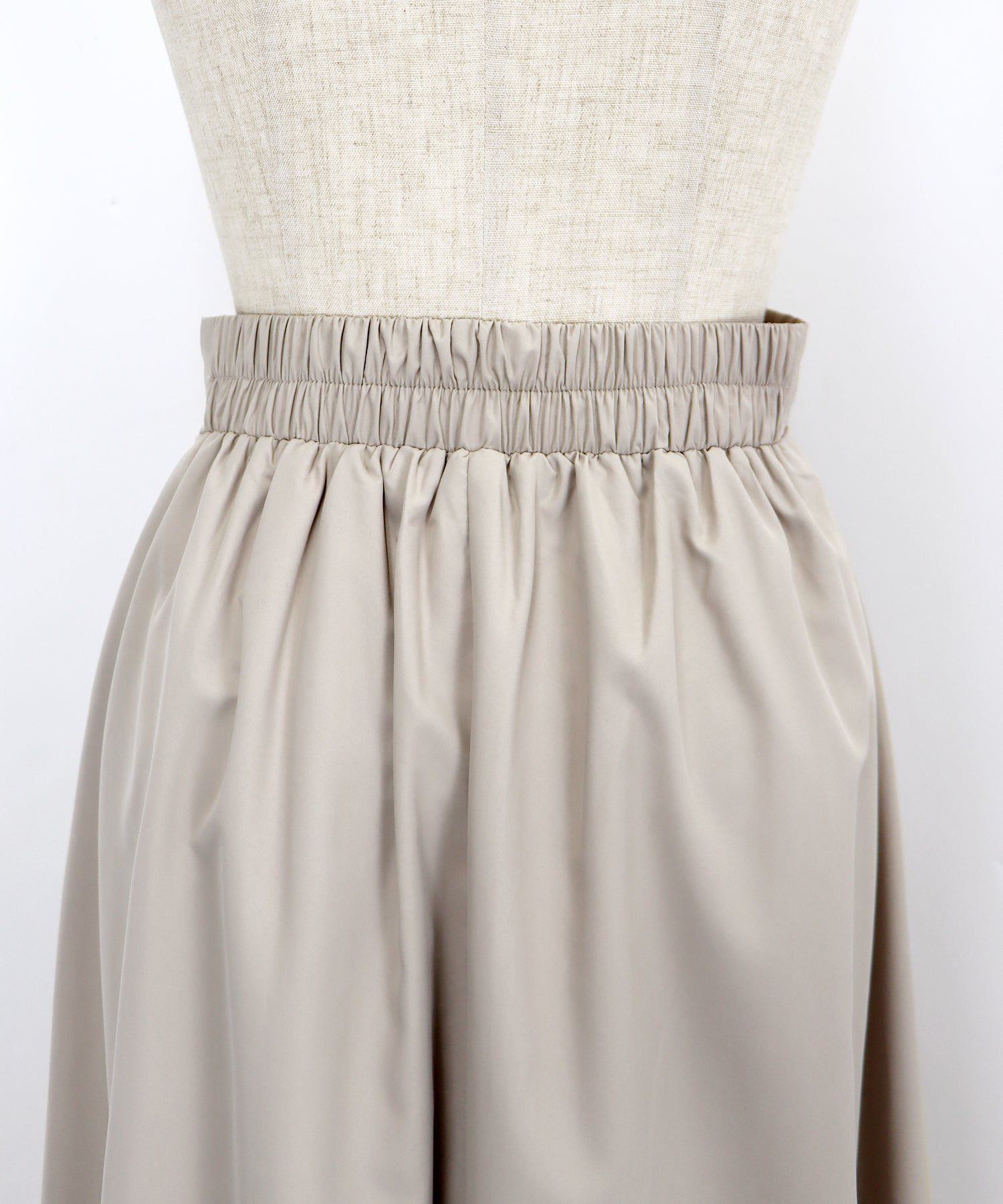 日本 BLUE EAST - 簡約時尚定番氣球裙-米杏