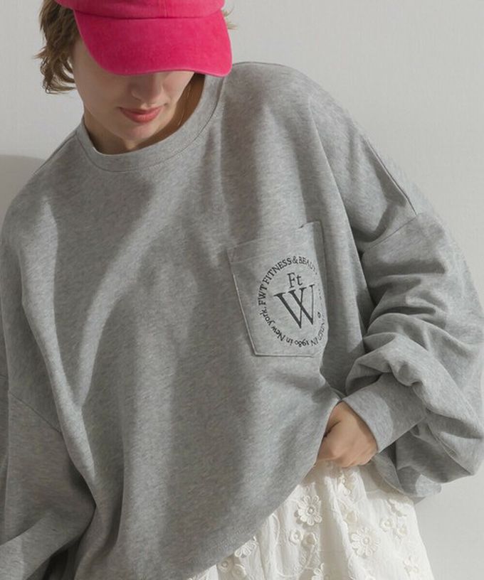 日本 Lupilien - 背後英文印花寬鬆休閒短版上衣-卡啡