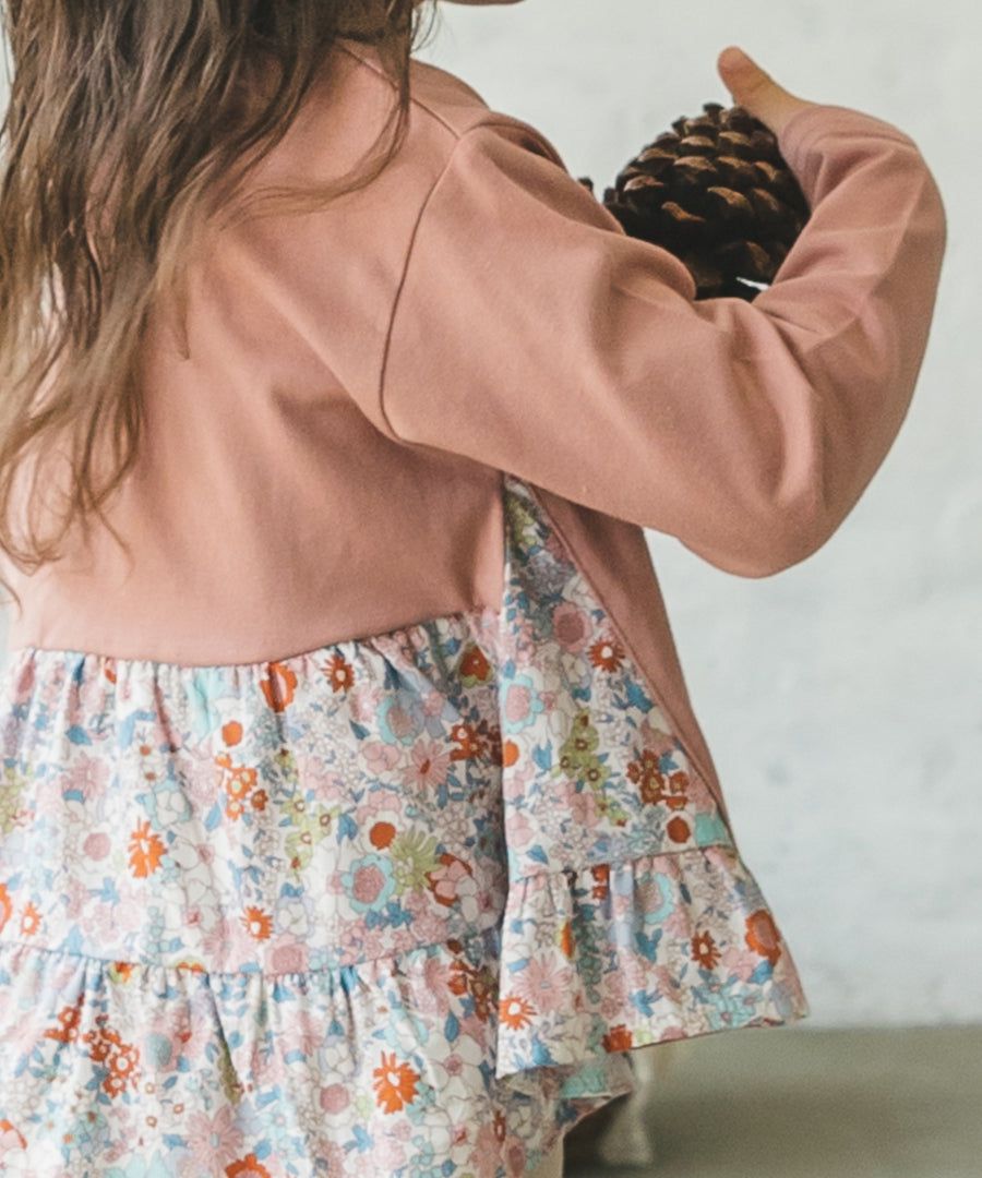 日本 PAIRMANON - 蛋糕層次拼接薄長袖上衣-春櫻燦爛-粉