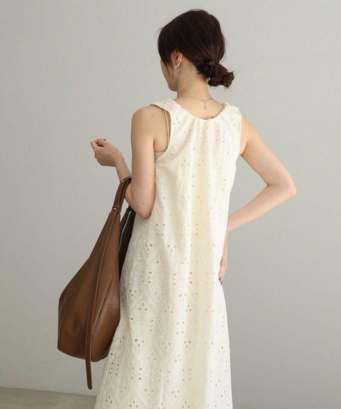 日本 Bab - 俐落雙拉鍊彎月形質感肩背包-黑