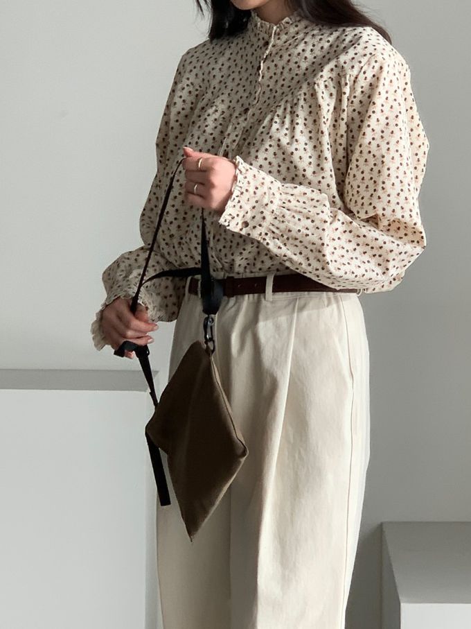 韓國女裝連線 - 滿版小花朵燈芯絨長袖襯衫-米 (FREE)