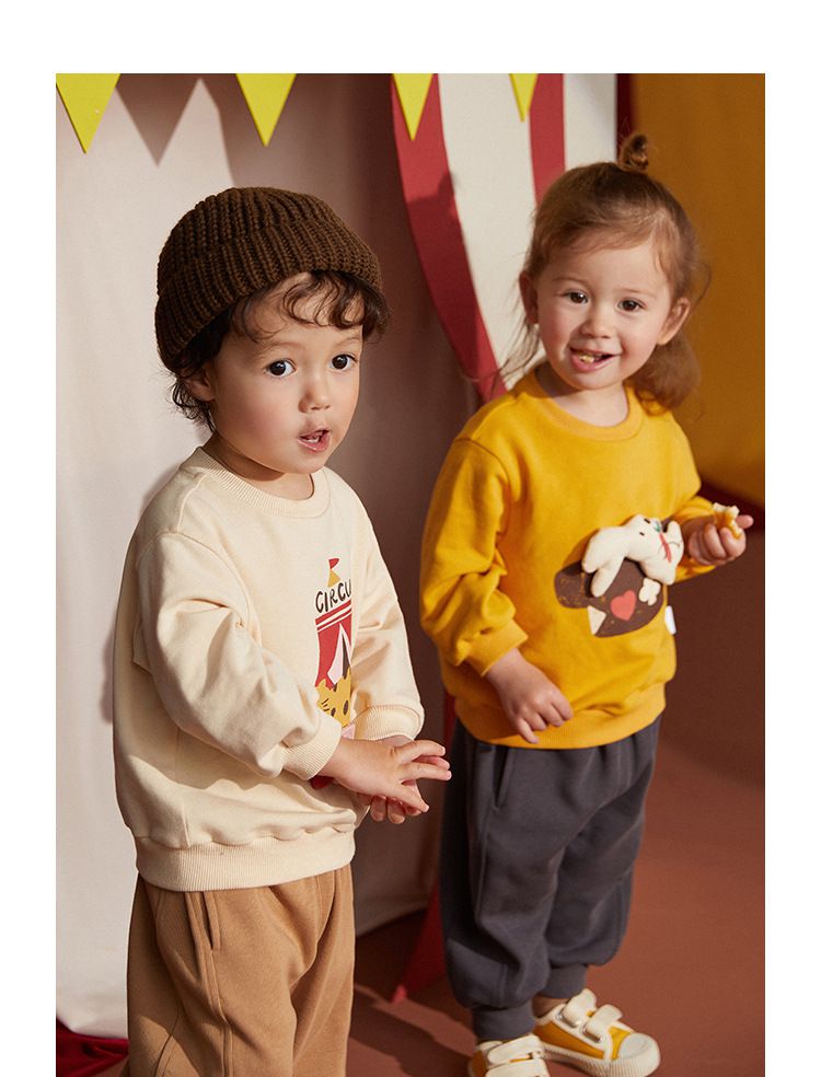 立體童趣圓領長袖上衣-花豹-杏色