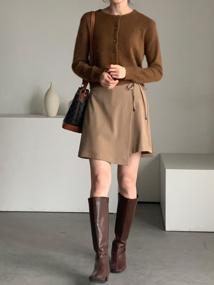 韓國女裝連線 - 愛心金釦混羊毛針織衫/外套-黑 (FREE)