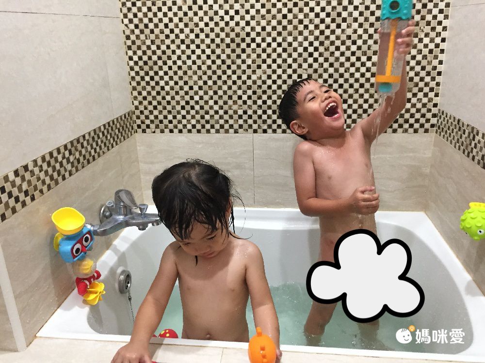 浴室秒變水上樂園【德國 Hape】戲水玩具，孩子愛上洗澡的魔法