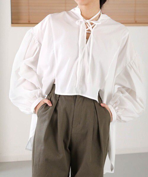 日本 Bab - 前短後長設計感綁帶上衣-簡約白