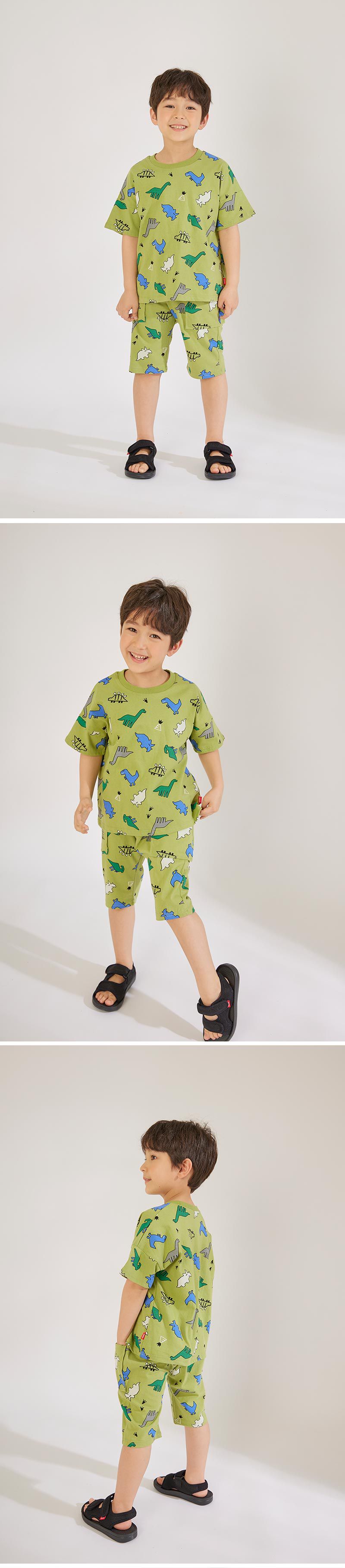 韓國 OZKIZ - 鬆緊腰侏羅紀公園短褲-綠