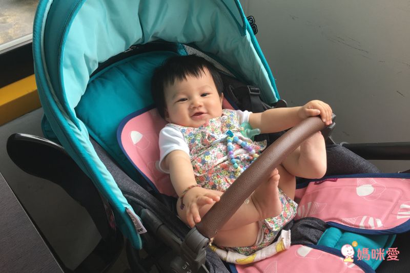 法國 Bebefolie - 冰心沁涼墊-推車專用-灰色 (長*67.7 寬*34 公分)