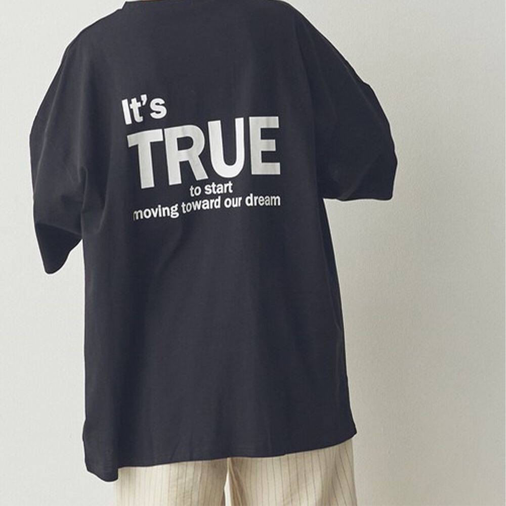 100%棉 BIG長版背後標語五分袖上衣-黑