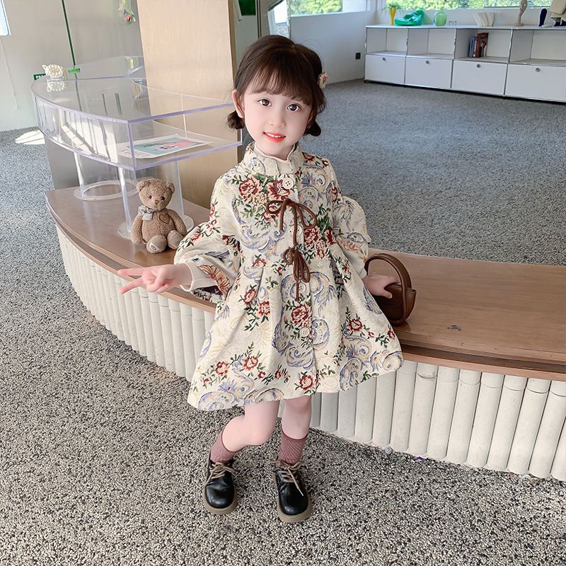 復古油畫風長版外套-花花-奶咖啡色