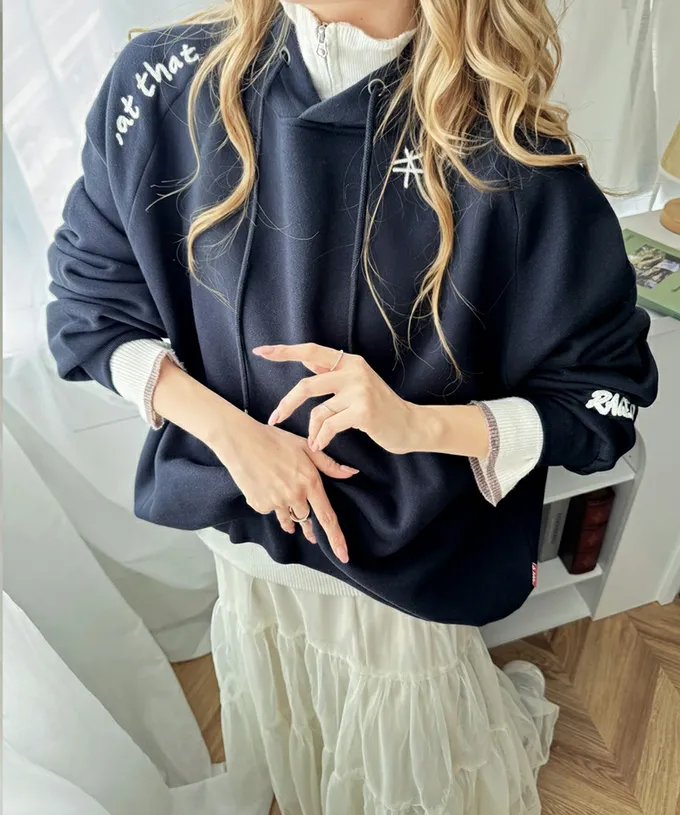 日本 Classical Elf - Java 刺繡logo寬鬆版型帽T-燕麥灰