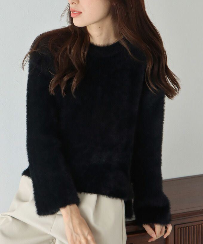 日本 BLUE EAST - 柔軟毛絨圓領毛衣-天使白