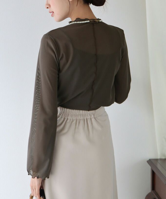 日本 BLUE EAST - 百搭木耳捲邊長袖上衣-白杏