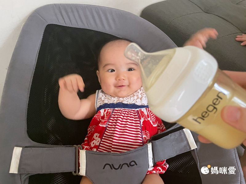 Nuby - 智能七段定溫調乳器-海軍藍