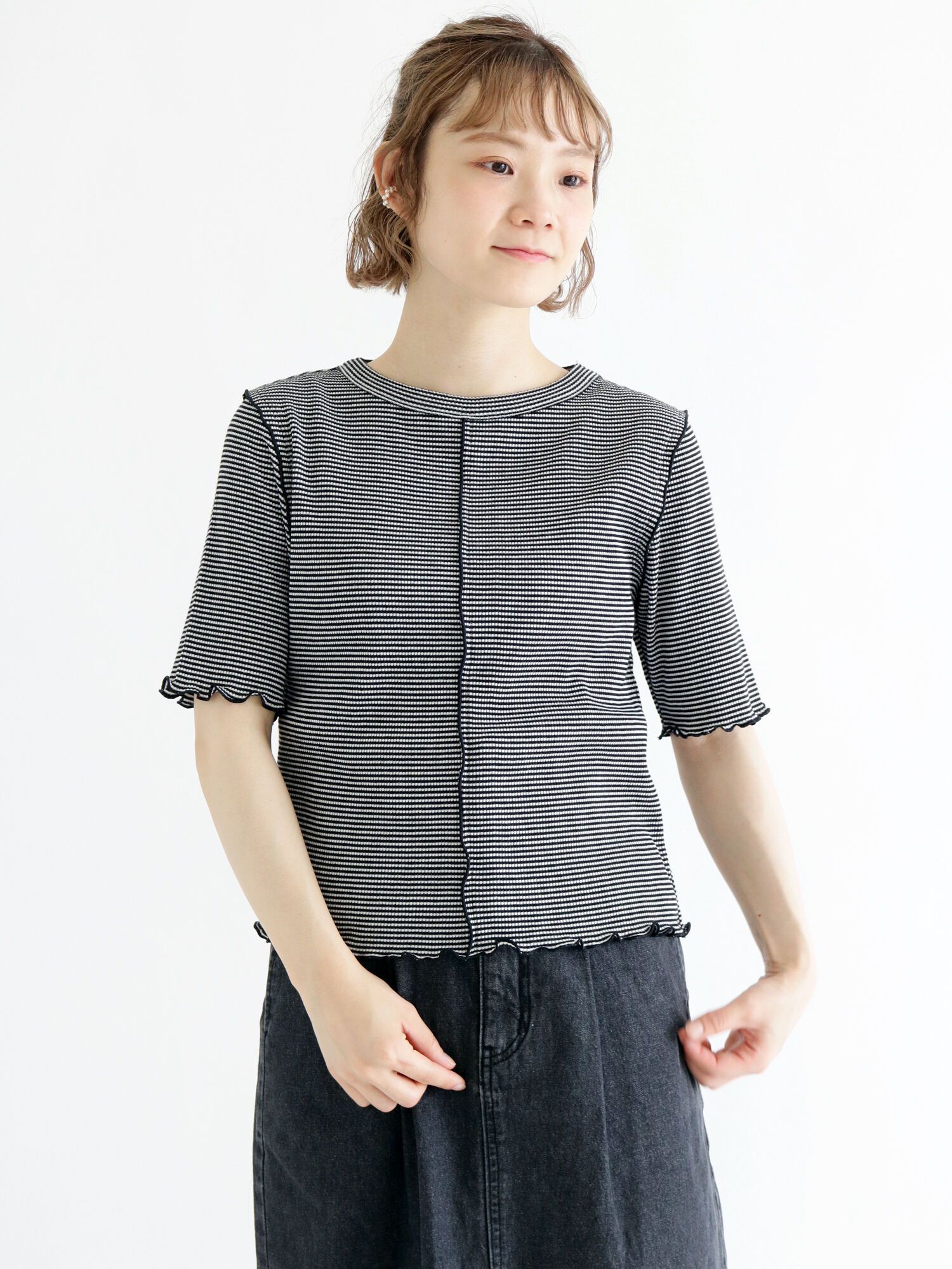 日本 ehka sopo - 百搭木耳滾邊短袖上衣-明亮粉