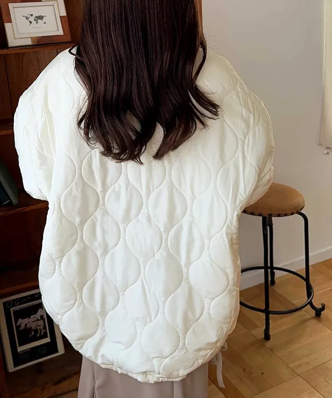 日本 Classical Elf - mily bilet 甜美配色絲帶翻領科技羽絨外套-粉白