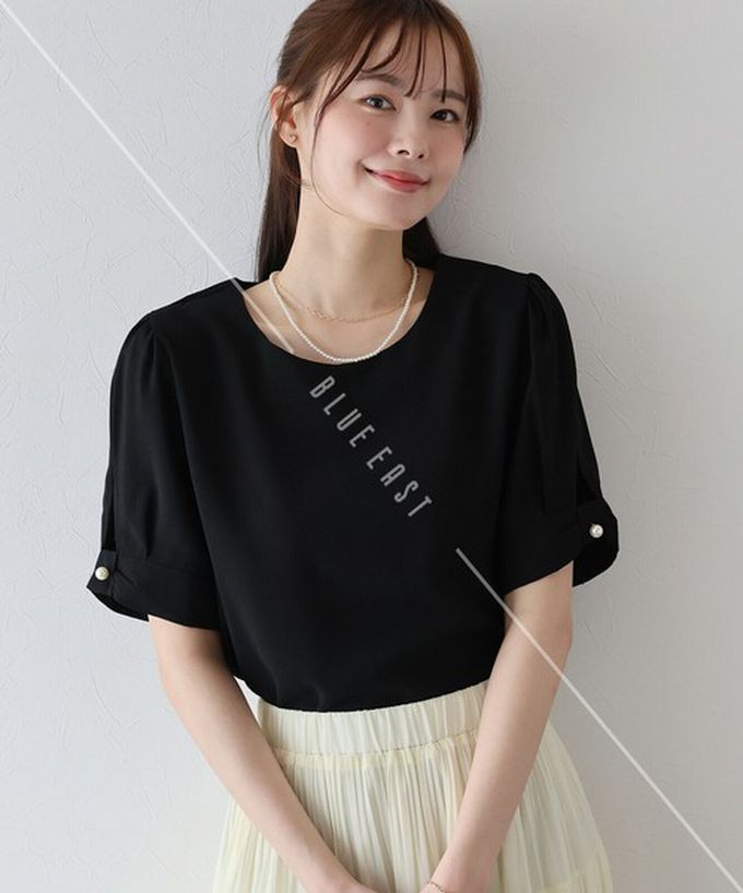 日本 BLUE EAST - 珍珠袖扣亞麻感氣質短袖上衣-白 (M)