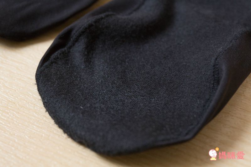 日本 okamoto - 超強專利防滑ㄈ型隱形襪-深履款-米薄紗 (23-25cm)-足底棉混