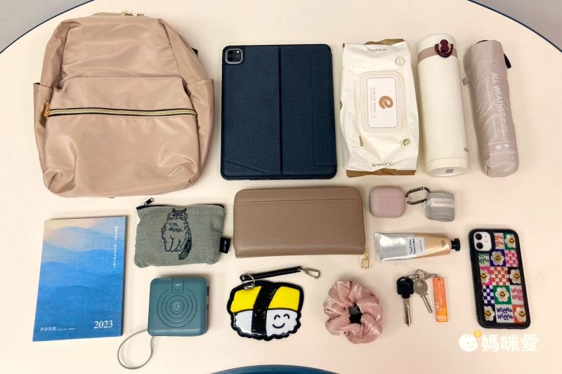 日本 polkapolka - 休閒風 10口袋收納輕量後背包-奶茶棕