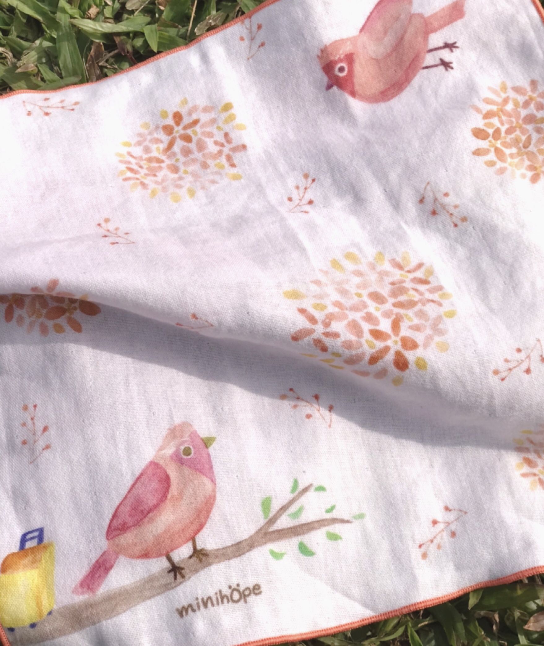 minihope美好的親子生活 - 離家出走的黃喉貂-有機棉雙層紗手帕 (28x28cm)