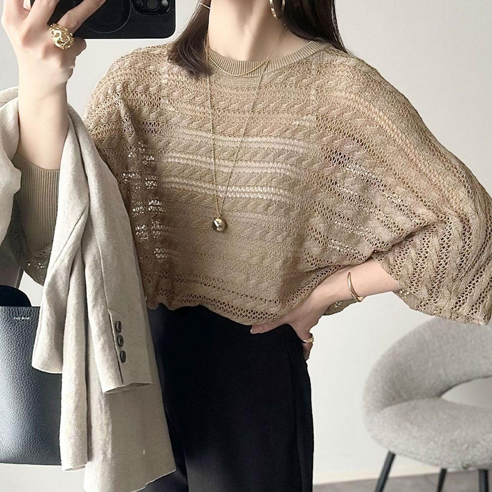柔軟鏤空輕盈針織長袖上衣-卡其