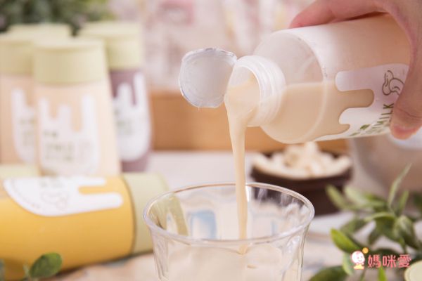 最濃郁的豆漿！【耶濃】糙米奶、原味豆漿、亞麻豆漿