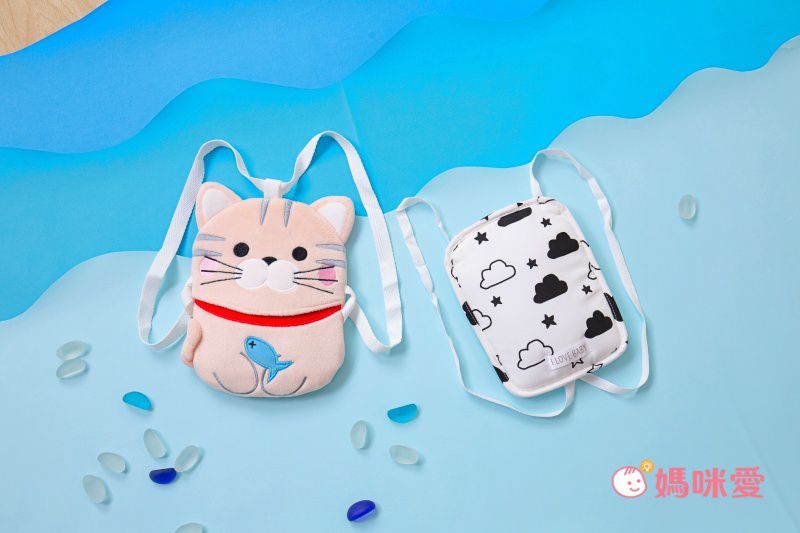 日本涼感雜貨 - 背巾/推車保冷墊 (附保冷劑/可當小背包)-黑白星星雲朵