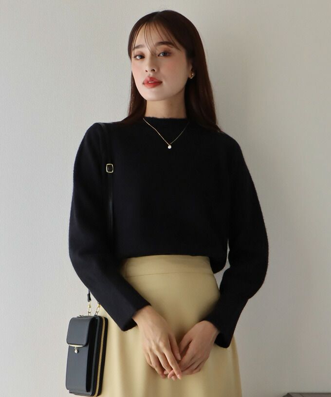 日本 BLUE EAST - 優雅立領針織上衣-草綠