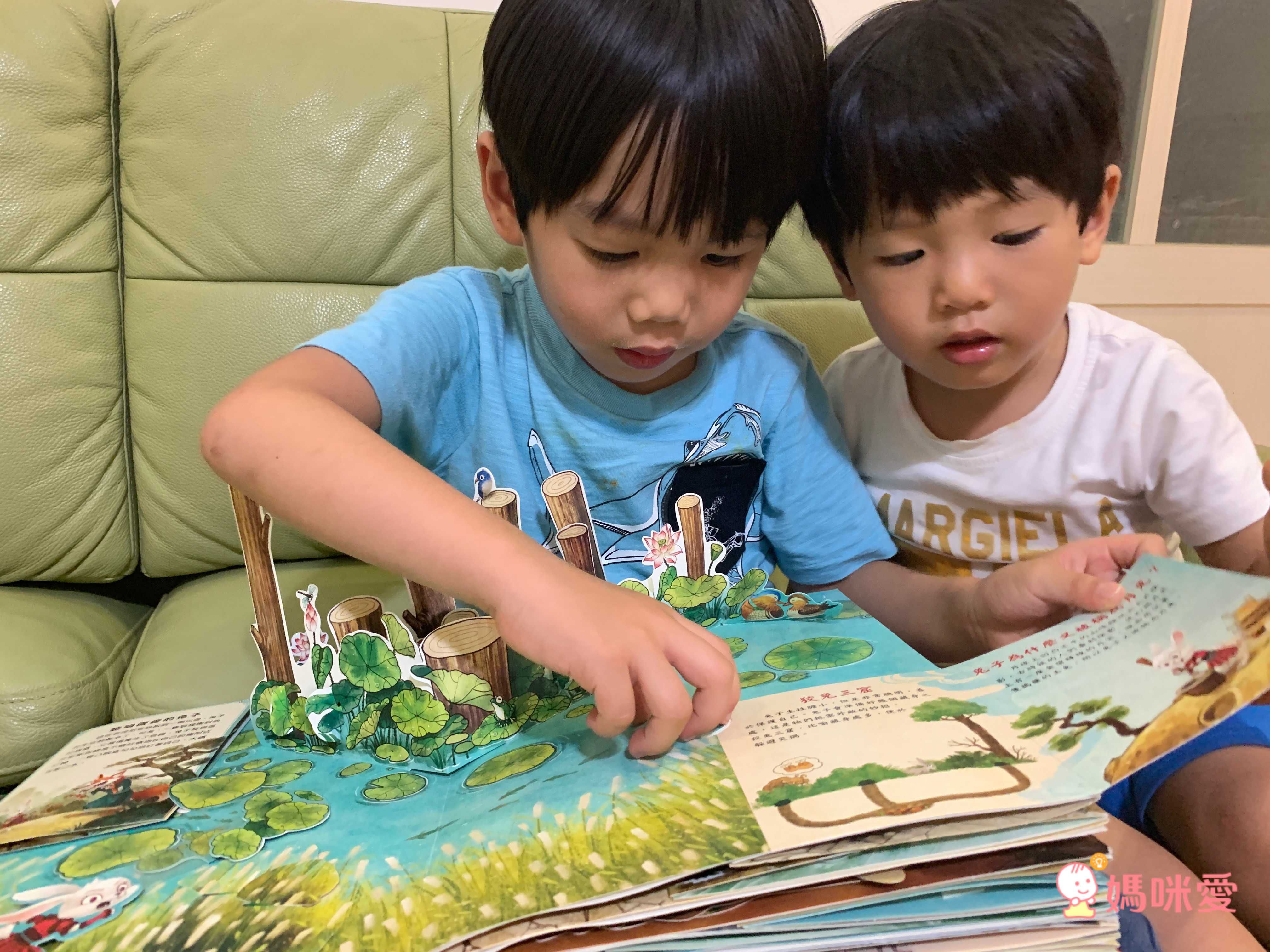 禾流文創 - 傳承千年傳統文化經典立體套組-傳說十二生肖+歡樂過新年