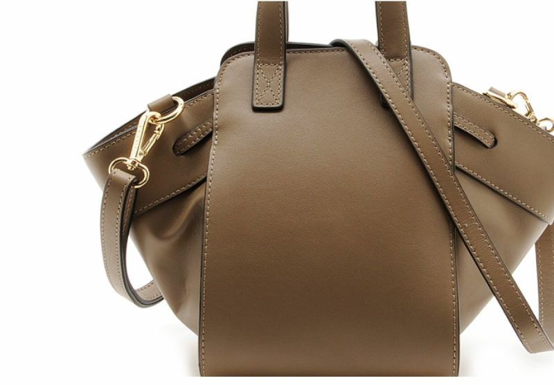 日本 FIRANO - {雜誌揭載}優雅真皮2WAY吊床托特包-淺灰 (22x34x13cm)