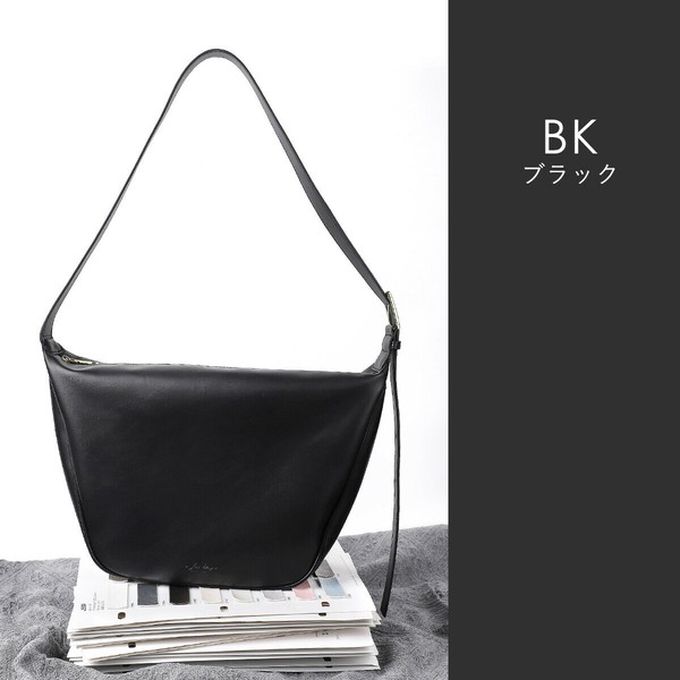 日本 LIZDAYS - 柔滑簡約休閒單肩側背包-煙燻粉 (23x28cm(開口處37.5cm))