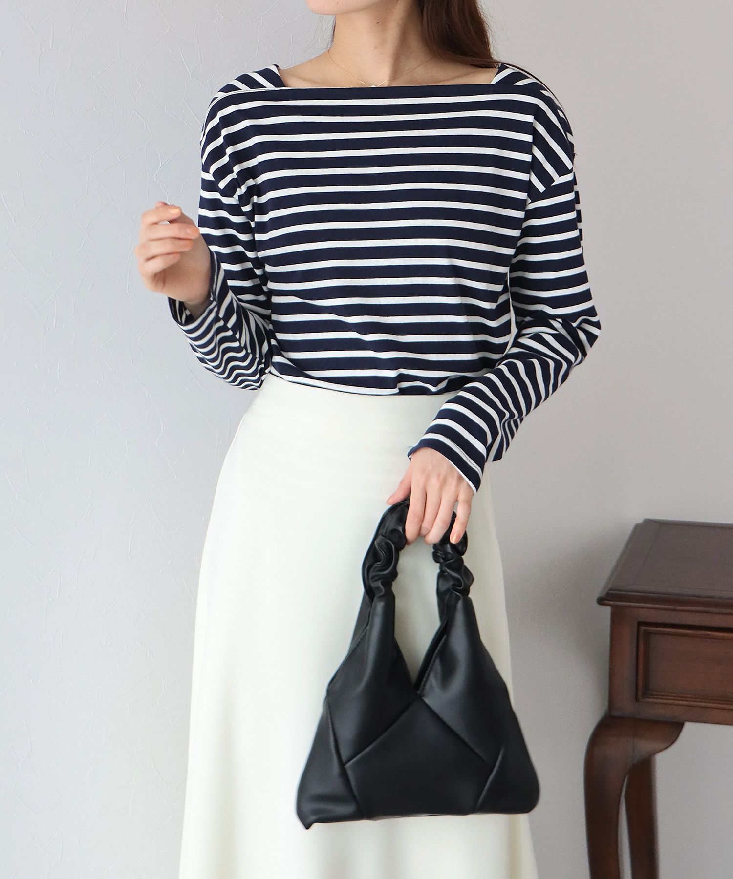 日本 BLUE EAST - 捲捲提把交叉皮革肩背包-卡其