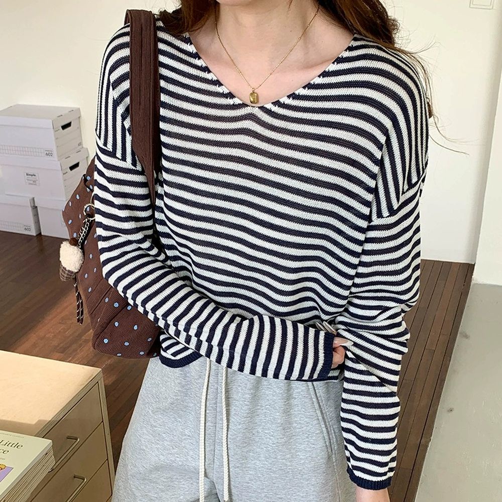 慵懶微寬鬆天絲亞麻長袖針織上衣-海軍藍條紋 (F)