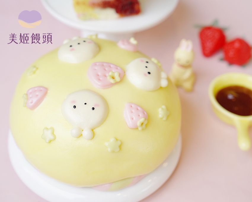 美姬饅頭 - 6吋小兔兔草莓蛋糕造型饅頭 (1入)-300g