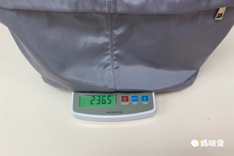 日本 polkapolka - 休閒風 10口袋大容量肩背包/媽媽包-焦糖棕