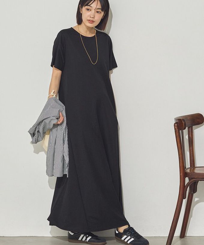 日本 Sans Souci 34+ - 接觸涼感 嫘縈傘擺素色短袖洋裝-淺灰棕