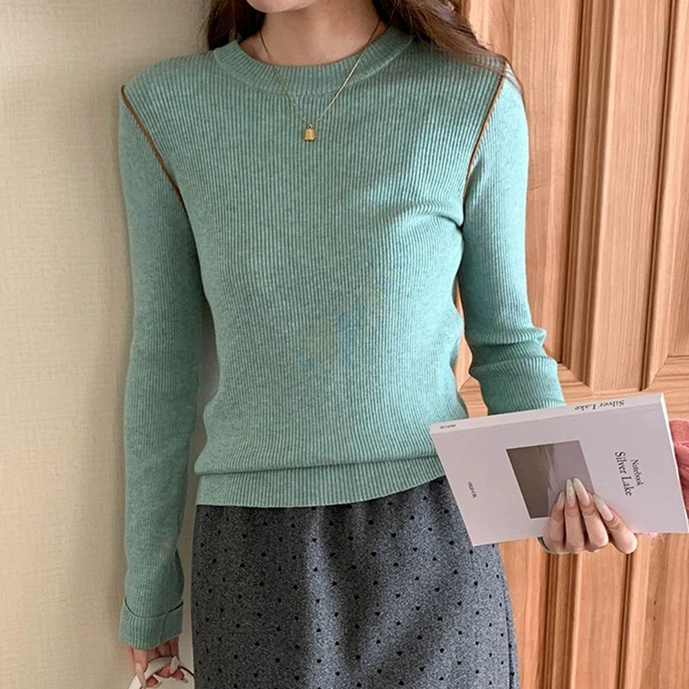 撞色肩線設計感合身長袖針織上衣-湖水綠 (F)