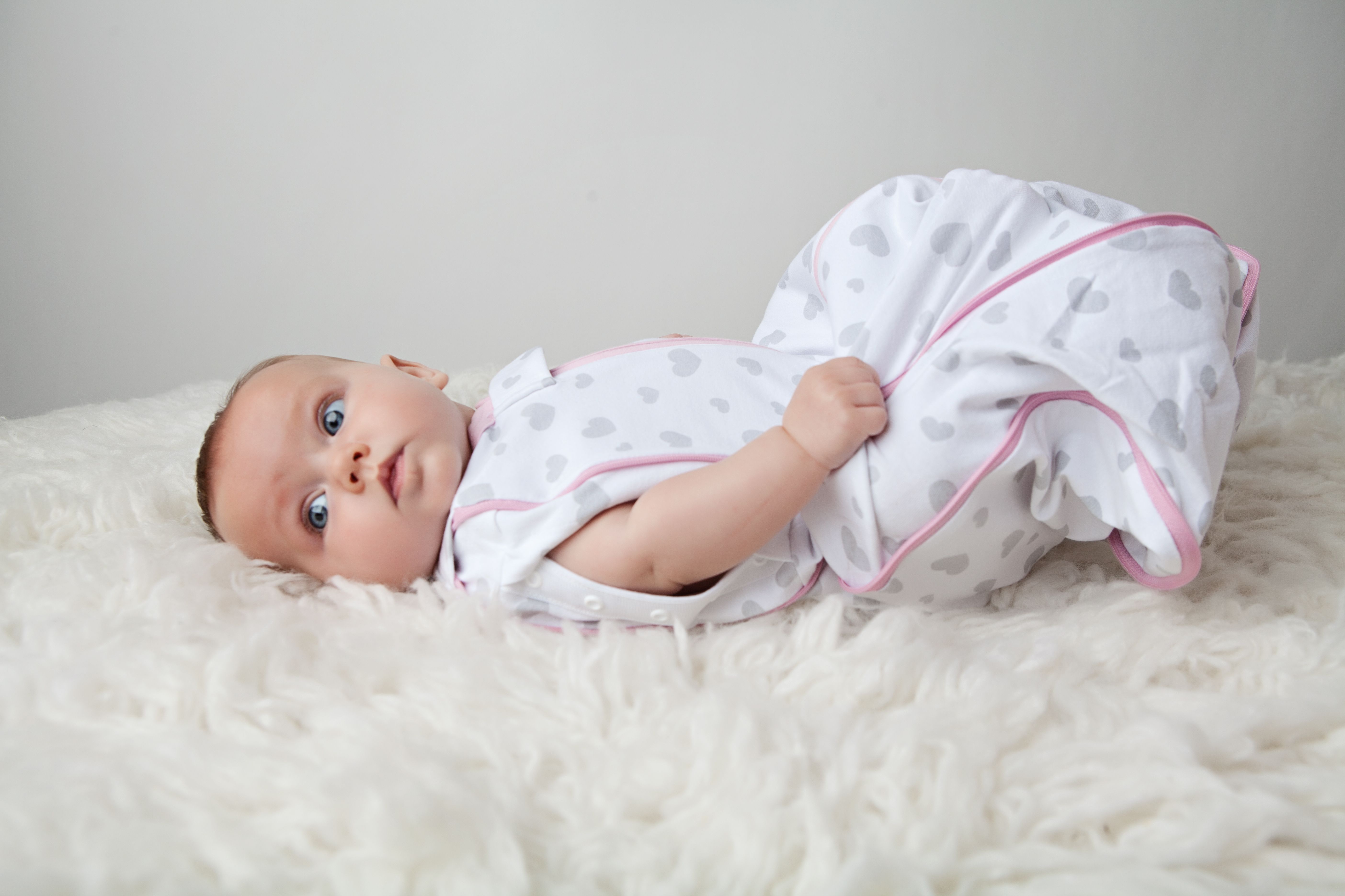 【美國 Woombie】五階段寶寶成長包巾，一件抵多件！